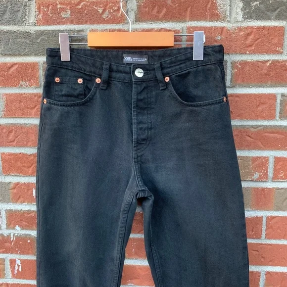 ❌SOLD❌ Zara Black Straight Fit High Rise 100% Cotton Button fly Closure Jeans - Picture 7 of 11